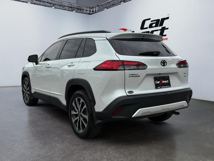 2023 Toyota Corolla Cross XLE